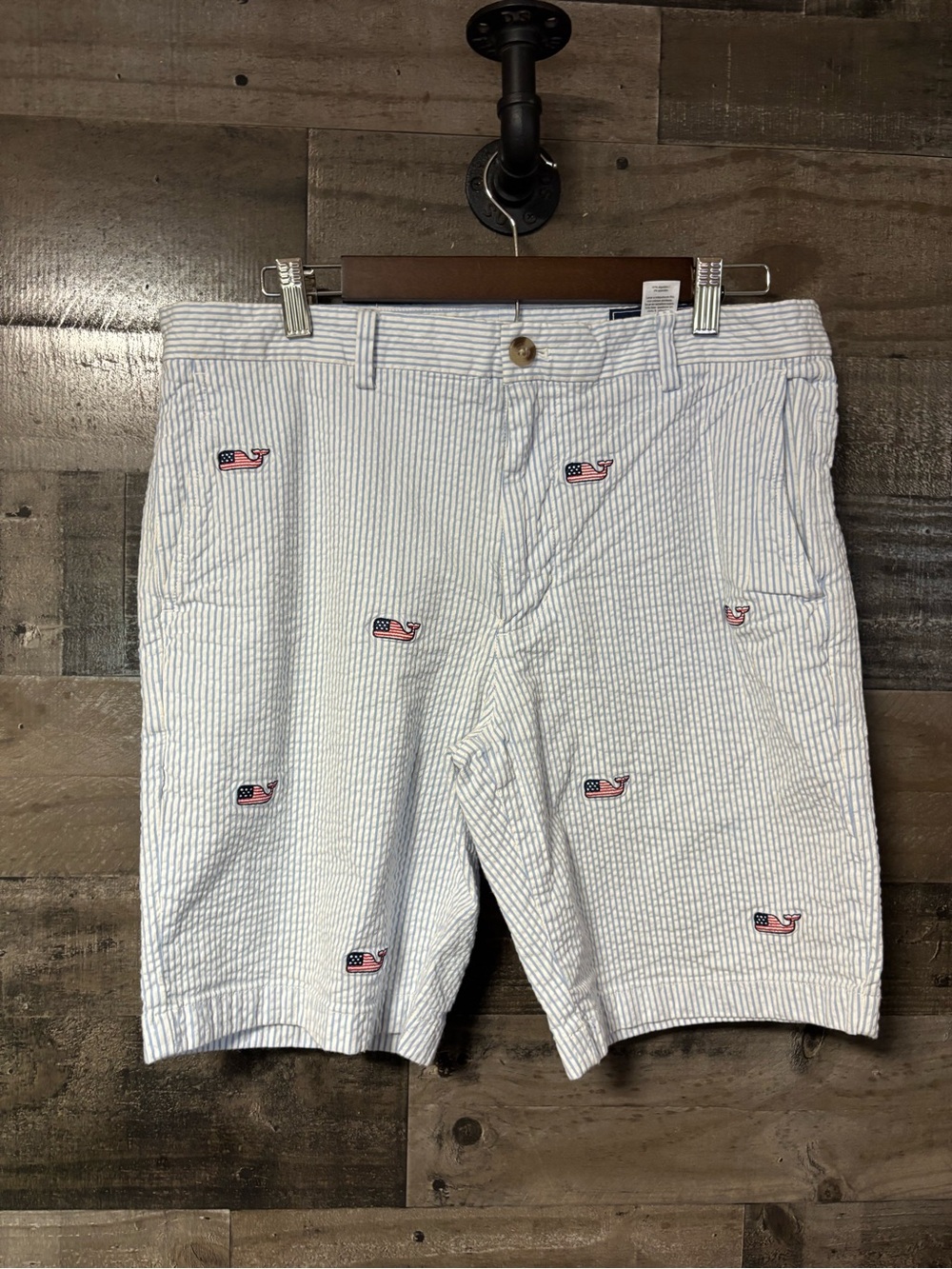 Vineyard Vines White & Light Blue Seersucker w/ USA Whale Embroidered Shorts 34